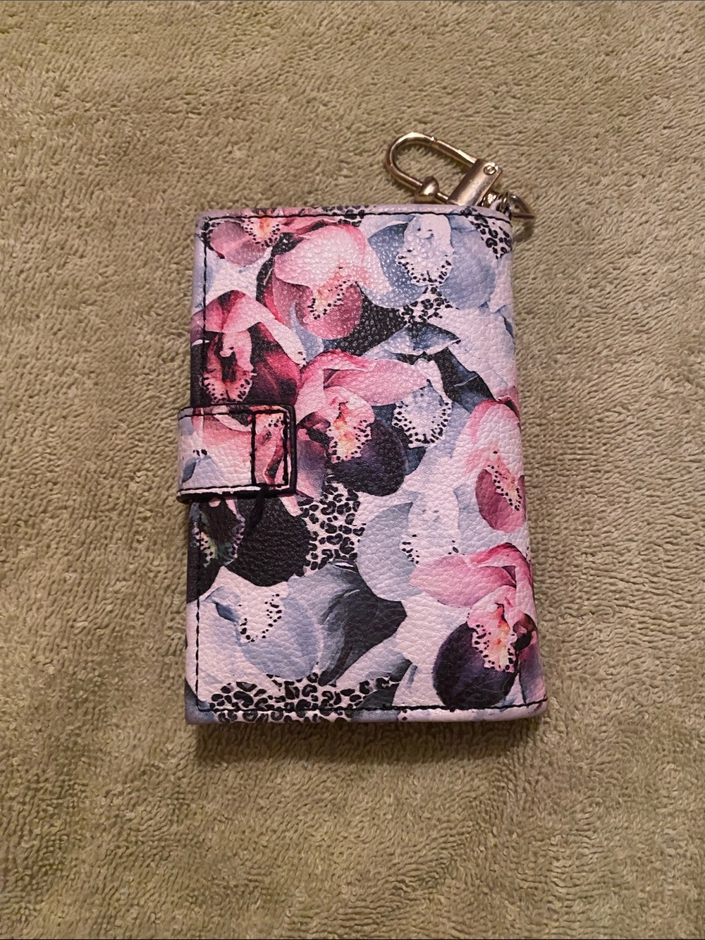 Betsey Johnson Floral Wallet - Picture 6 of 8